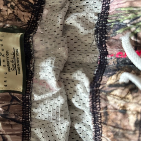 ERIC EMANUEL BASIC CAMO SHORTS BRAND NEW WITH TAGS AUTHENTIC (I HAVE ALL SIZES) - Picture 4 of 7